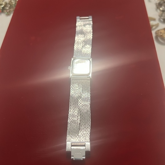 Vintage Kirks Folly Ladies Watch main image 5